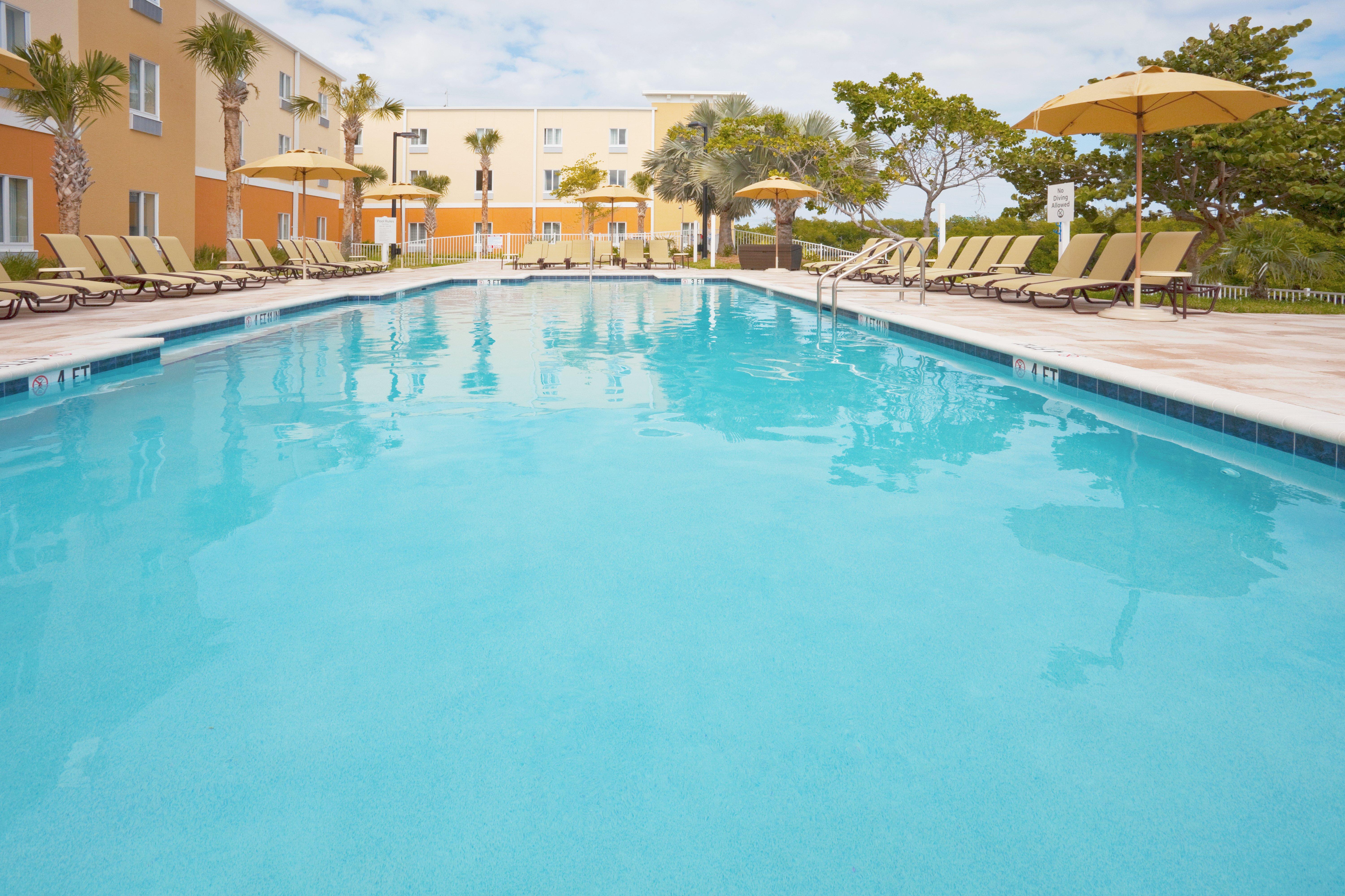 Fairfield By Marriott Inn & Suites Marathon Florida Keys Екстериор снимка